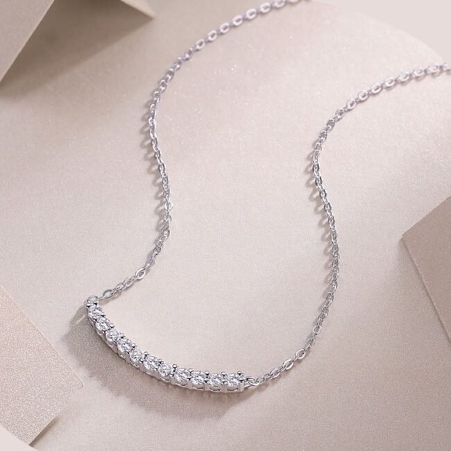 0.7CT D/VVS1 Moissanite Bar Pendant 925 Sterling Silver Necklace Simple Style